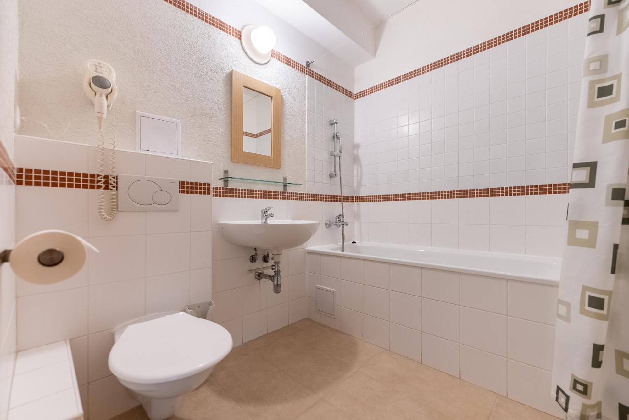 Hotel And Park Divoka Voda ブラチスラヴァ エクステリア 写真